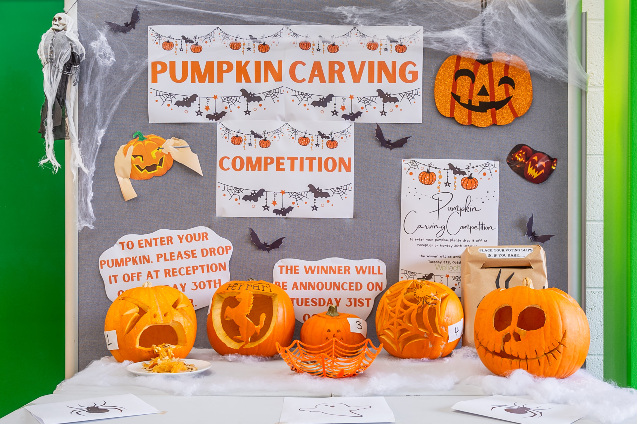 Pumpkin carving competition photo